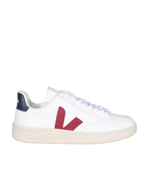 Veja White Logo Casual Sports Shoes for men