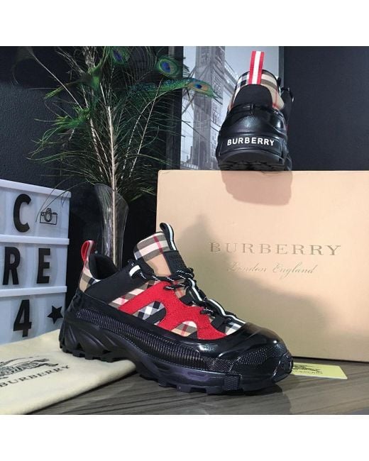 ★【BURBERRY】★ARTHUR VINTAGE CHECK SNEAKERS スニーカー★ Authentic Burberry Vintage Check Cotton Arthur Sneakers
