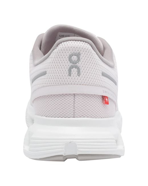 On Shoes White Cloud 6 Low Top Sneakers