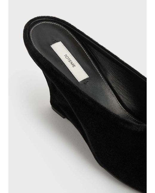 Totême Black 75Mm Peep-Toe Velvet Wedge Sandals
