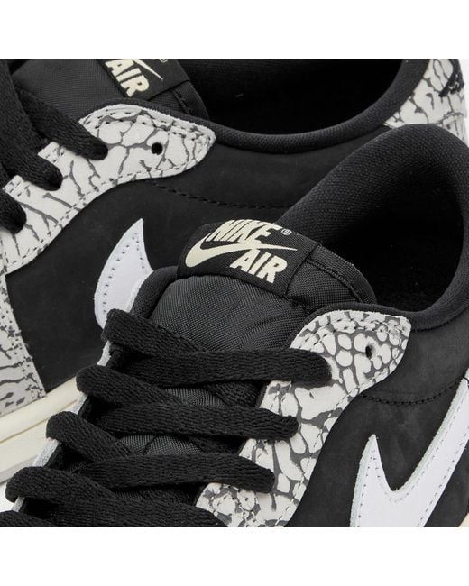 Nike White Low-Cut Casual Sneakers