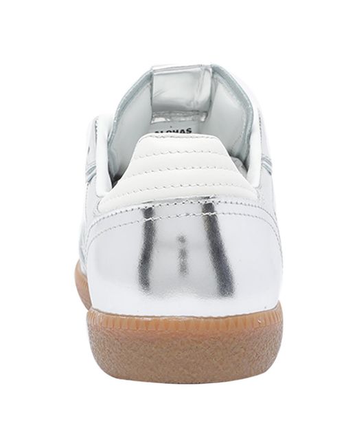 Alohas White Textured Low-Top Sneakers