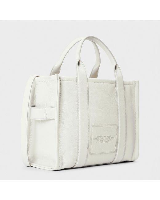 Marc Jacobs White Stylish And Versatile Tote Bag