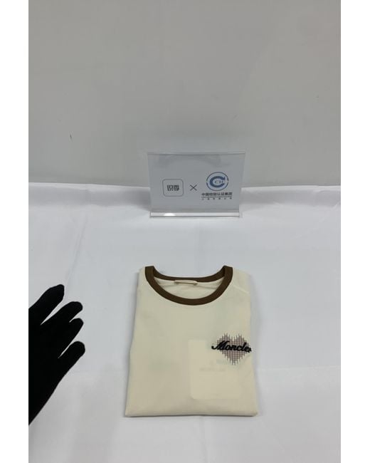 Moncler Natural Logo Embroidered Crewneck T-Shirt