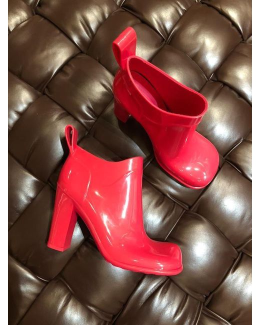 Bottega Veneta Pink Shine Ankle Boots