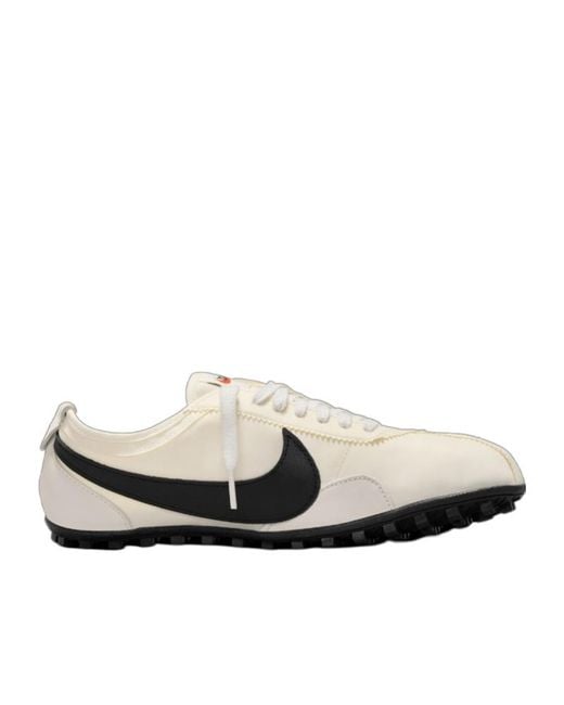 Nike White Round Toe Lace-Up Sneakers
