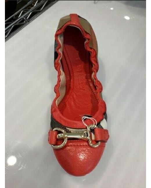 Burberry Orange Round-Head Flat Shoes
