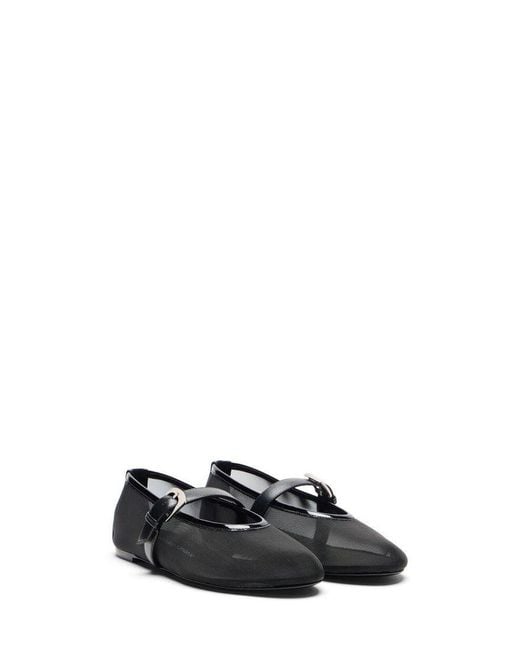 Stuart Weitzman Black Round-Toe Flat Shoes