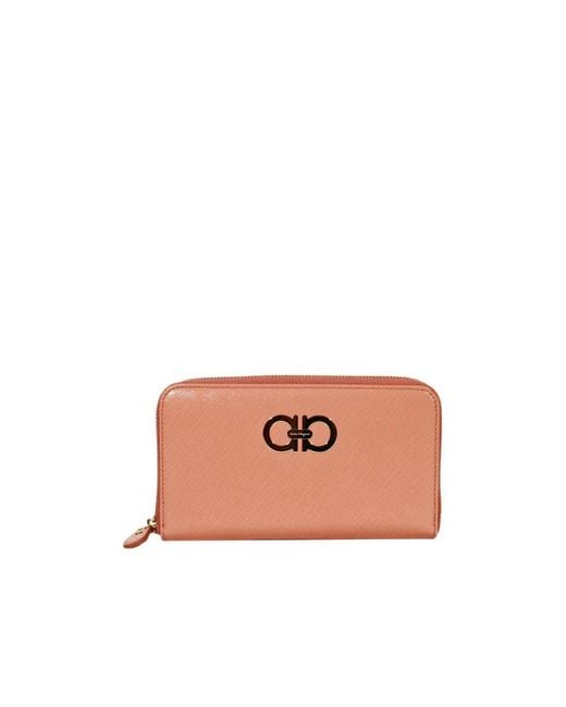 Ferragamo Pink Logo Details Wallet