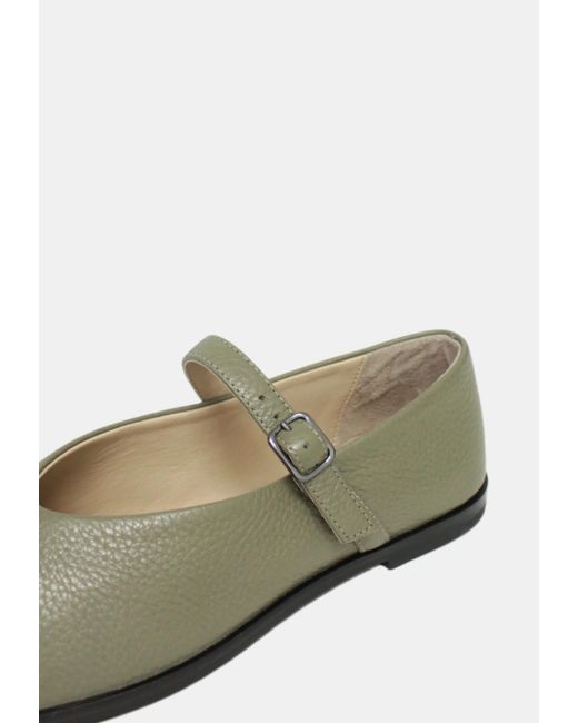 Max Mara Green Square-Toe Flat Shoes