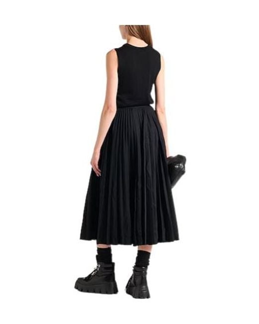Balenciaga Black Solid Wool Pleated Skirt