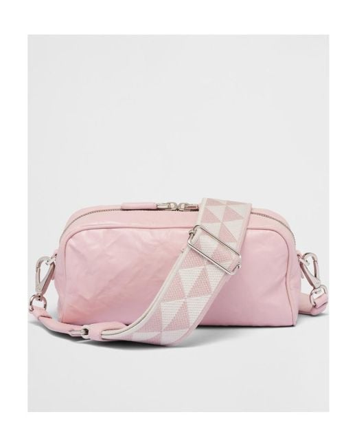 Prada Logo Plaque Zipped Shoulder Bag in Pink | Lyst