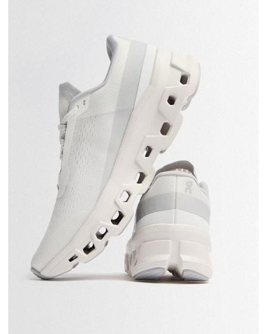 On Shoes White Simple Casual Shoes