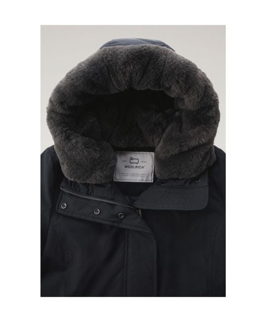 Woolrich Blue Logo-Patch Zip-Up Padded Coat