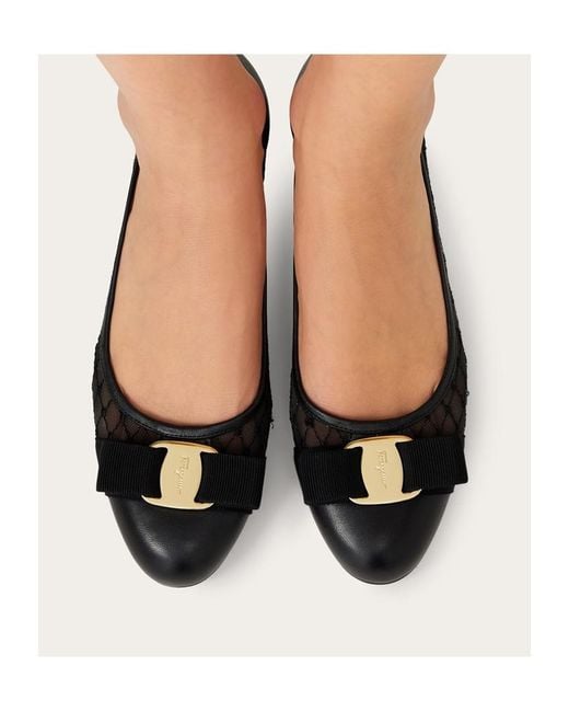 Ferragamo Black Ferragamo Vara Pumps