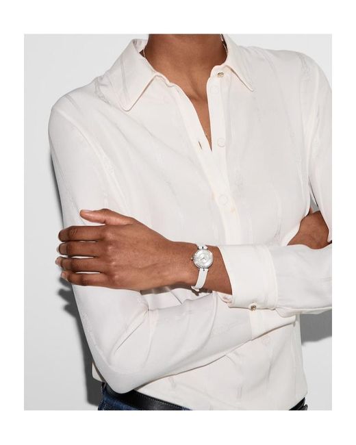 Gucci White Model 2000 Watch, 24Mm