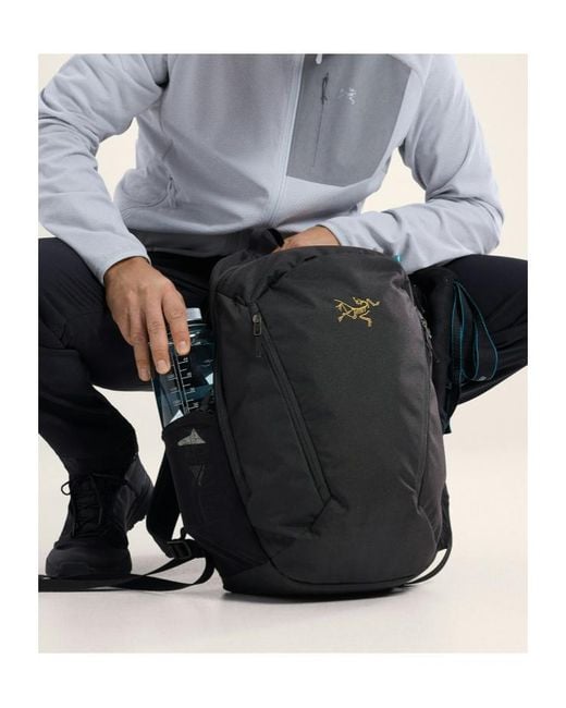 Arc'teryx Black Mantis 26 Backpack for men