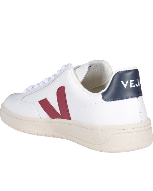 Veja White Logo Casual Sports Shoes for men