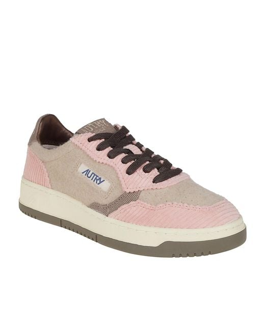 Autry Pink Medalist Low Sneakers
