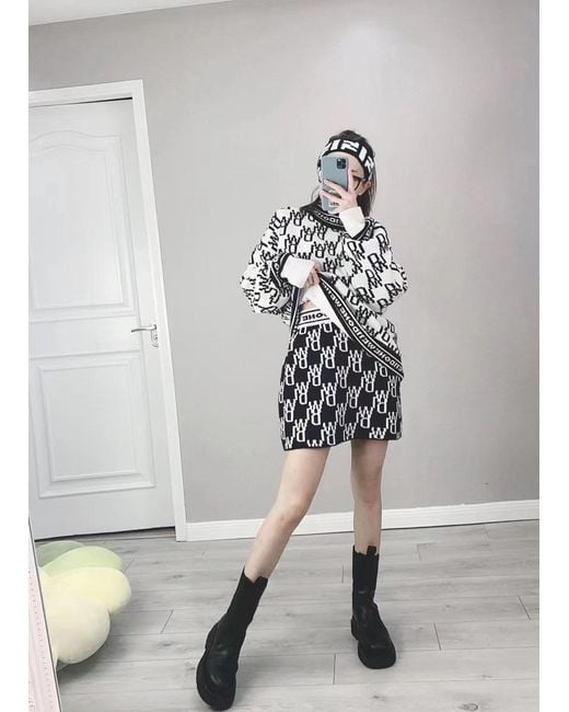 we11done Black Barrage Letter Skirt