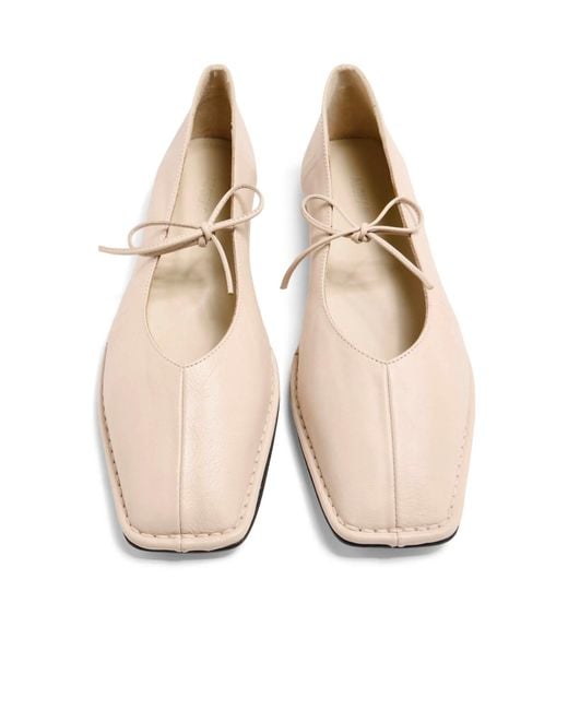 Alohas Natural Lace-Up Flat Shoes