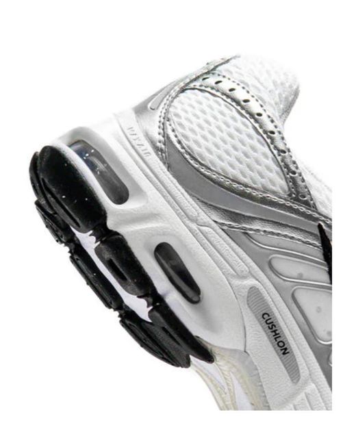 Nike White Air Max Moto 2K Running Shoes