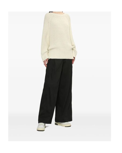 Low Classic White Ribbed Sweater