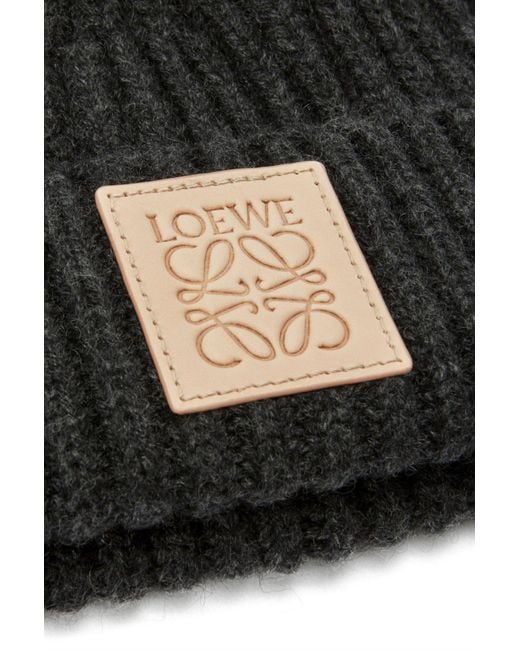 Loewe Black Logo Patch Knitted Beanie