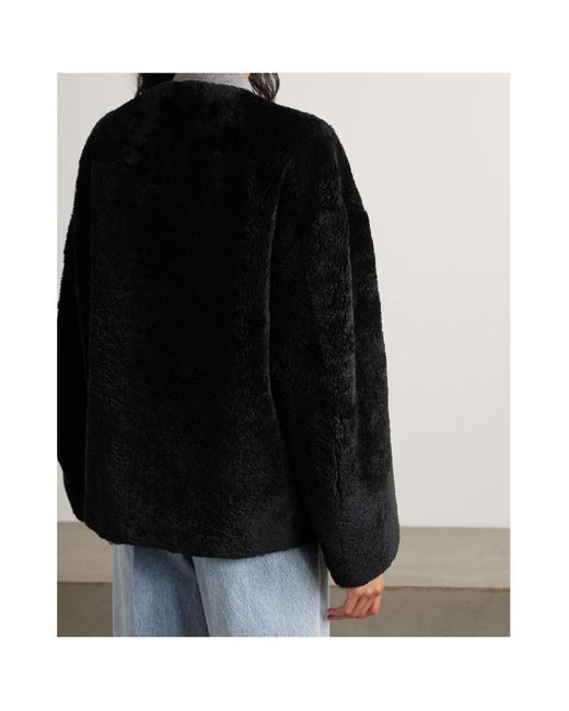 Totême Black Long-Sleeved Fur Coat