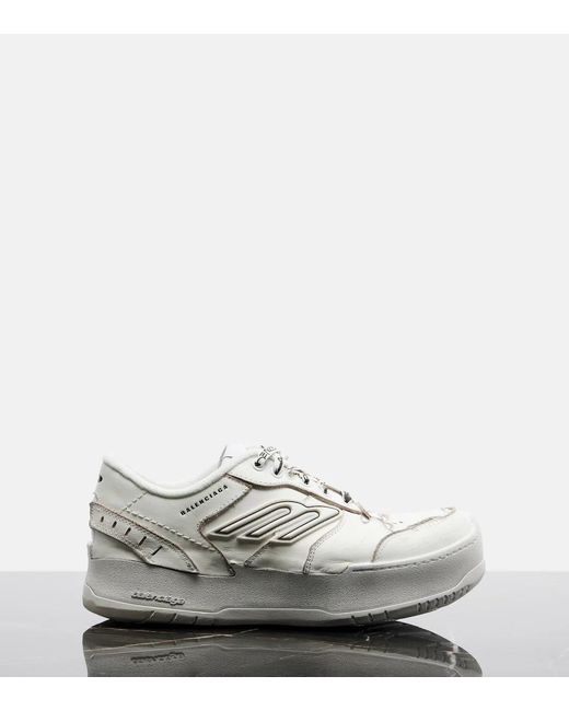 Balenciaga White Hamptons Leather Platform Sneakers