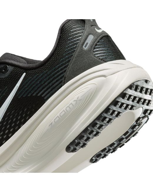 Nike Black Solid Color Sneakers