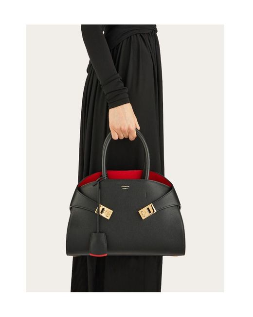 Ferragamo Black Ferragamo Hug Logo Printed Tote Bag