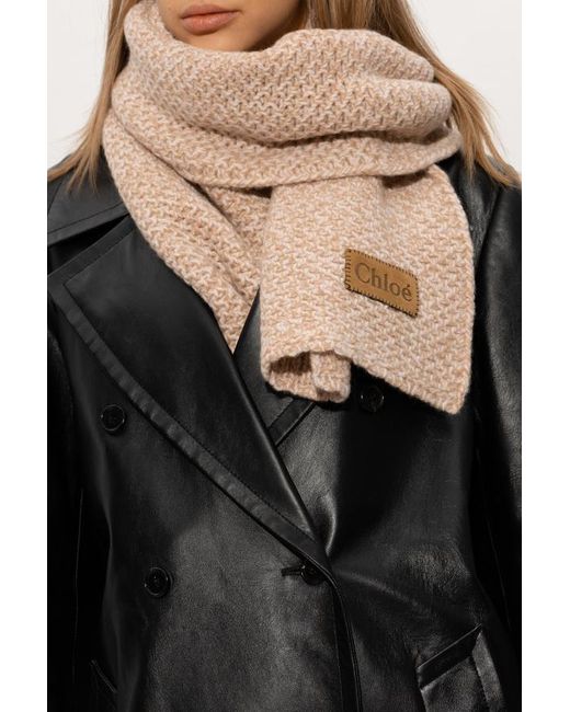 Chloé Natural Chloé Logo Patch Knitted Scarf