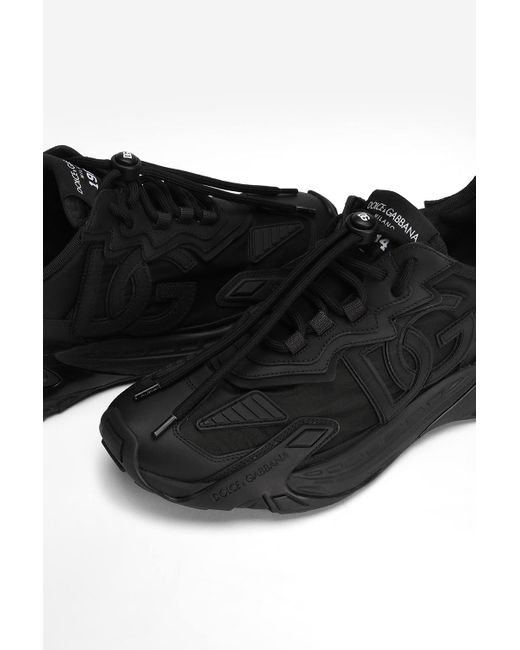 Dolce & Gabbana Black Dg Logo Patch Low-Top Sneakers for men