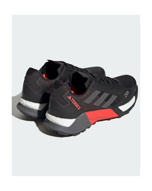 Adidas Originals Black Logo Sports Shoes for men