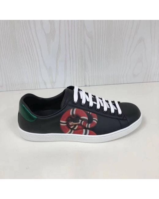 Gucci Black Serpentine Casual Sneakers for men