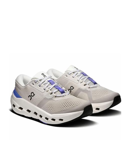 On Shoes White On Cloudrunner 3