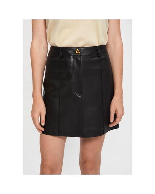 Aeron Black Belt-Loop Skirt