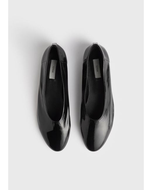 Totême  Black Totême Almond-Toe Ballerina Shoes
