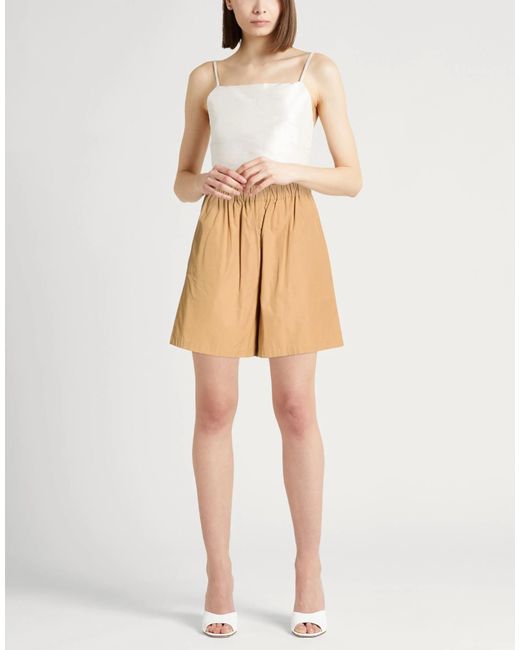 Max Mara Natural Slit Pockets Shorts