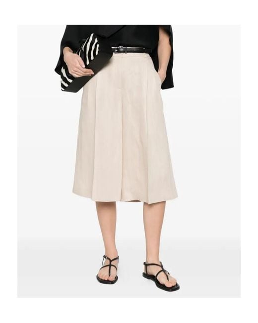 Peserico Natural Front-Pleat Shorts