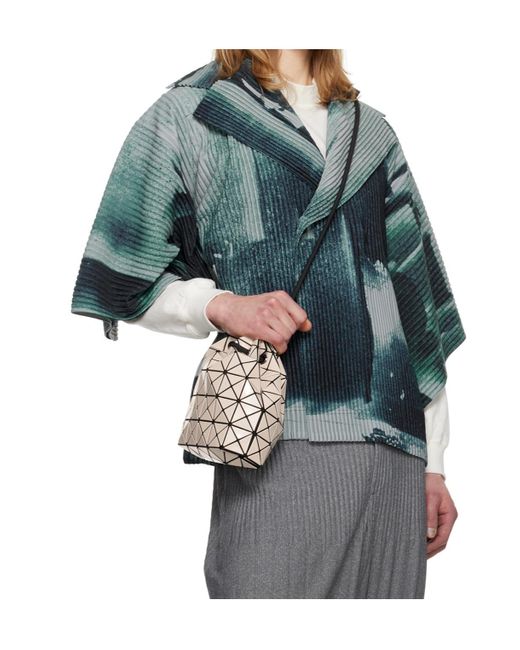 Issey Miyake White Geometric-Pattern Bucket Bag