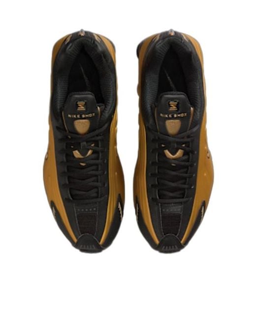 Nike Brown Shox R4 Lace-Up Sneakers for men
