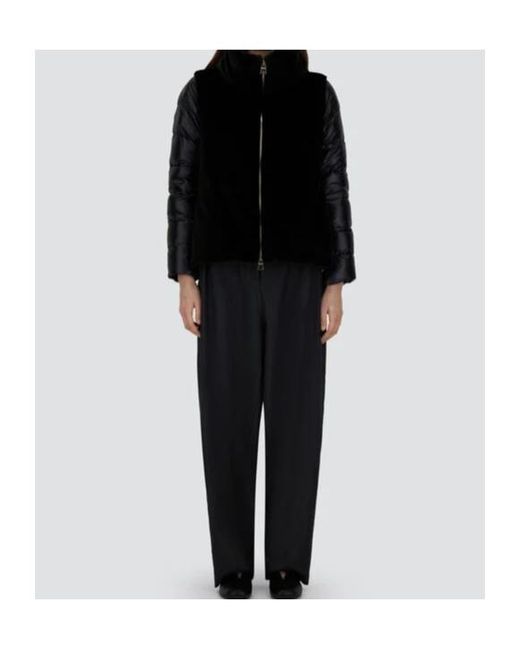 Herno Black Ultralight Cape
