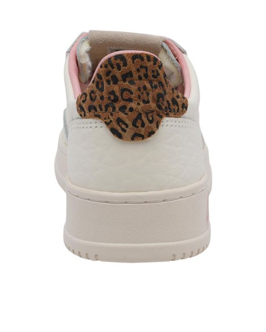 Autry Gray Medalist Low-Top Sneakers