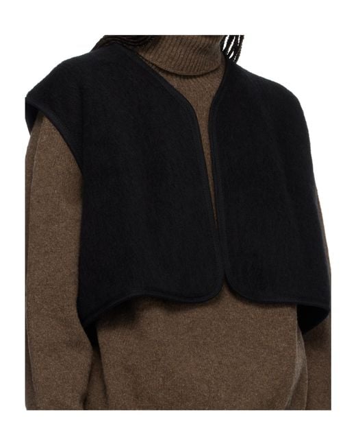 Baserange Black Sleeveless Vest