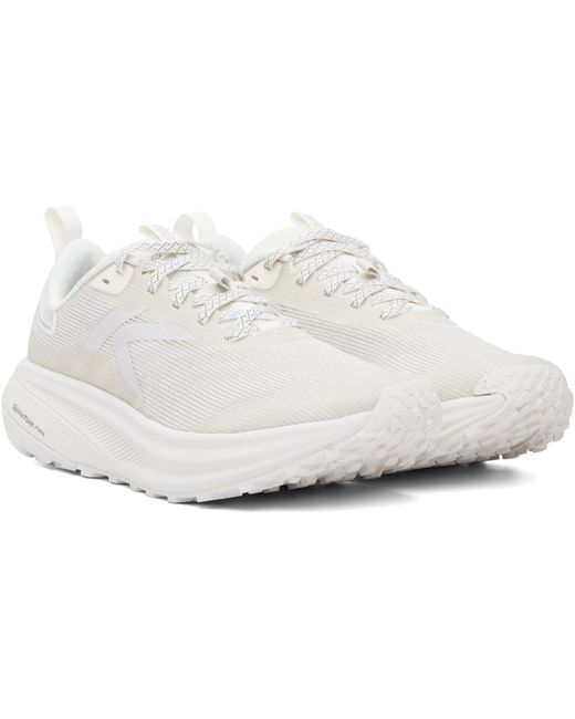 Keen White Roam Trail Running Shoes for men