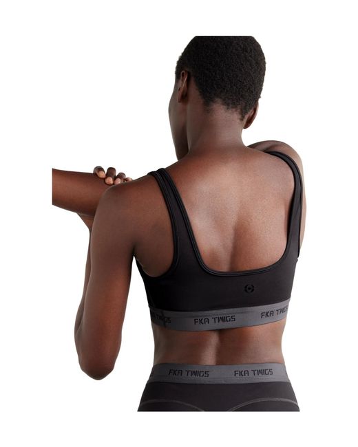 On Shoes Black Studio Stretch Recycled-Jersey Sports Bra