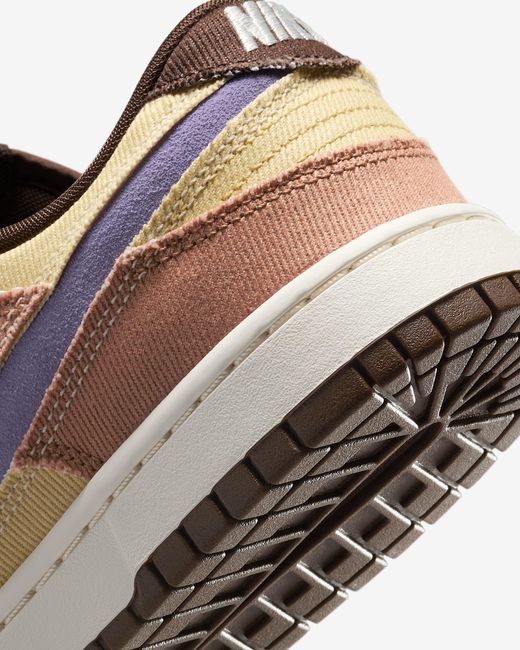 Nike Brown Dunk Low Round Toe Sneakers for men
