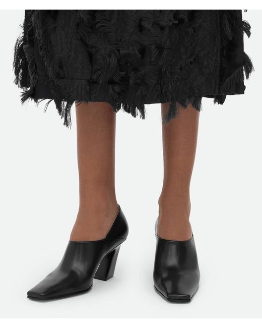 Bottega Veneta Black Lewis Pumps